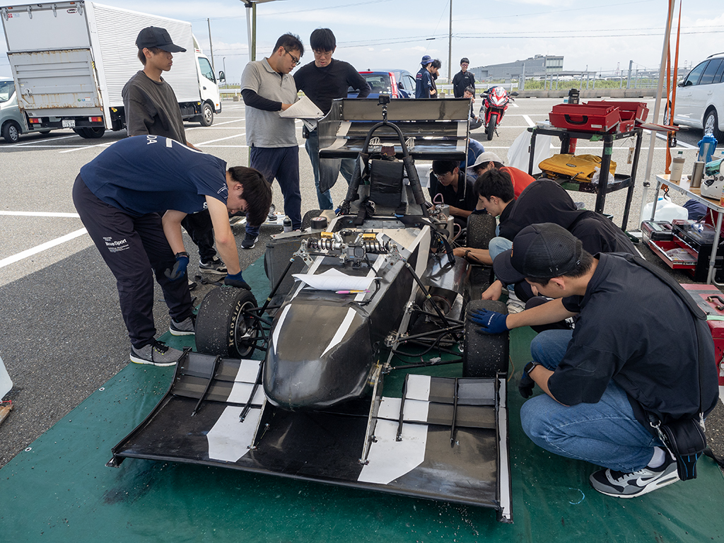 20241003_大阪大学_学生フォーミュラ_愛知スカイエキスポ_01